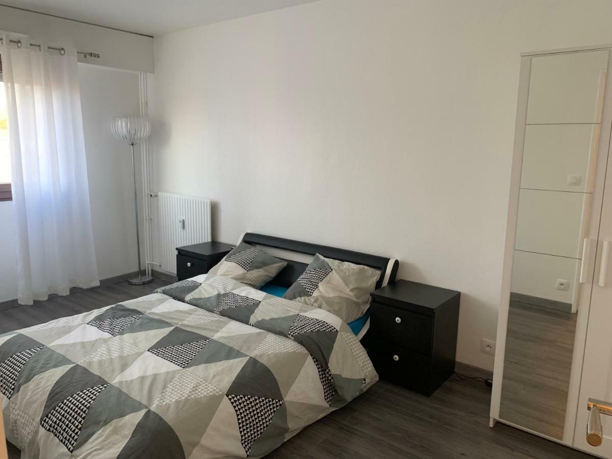 מלון Grand Appartement A Louer Vue Sur Seine מראה חיצוני תמונה