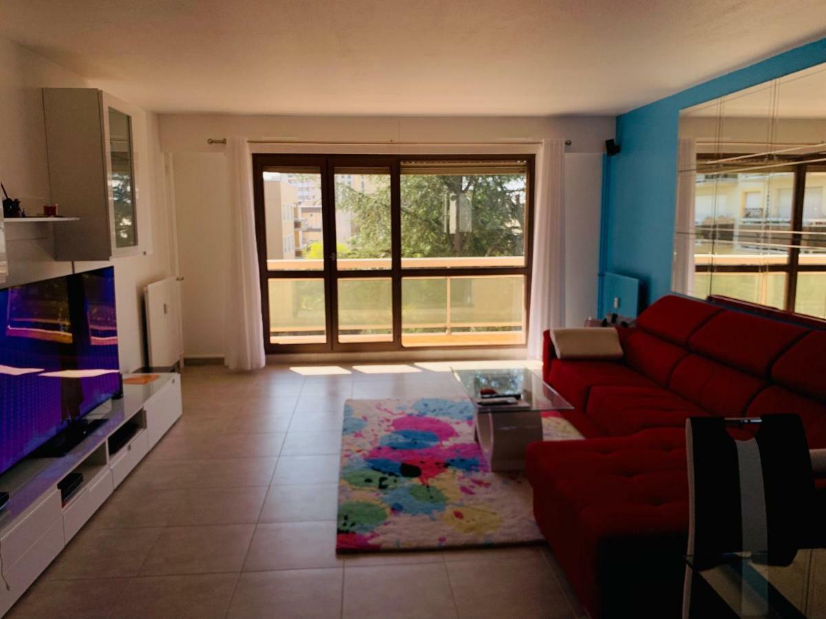 מלון Grand Appartement A Louer Vue Sur Seine מראה חיצוני תמונה