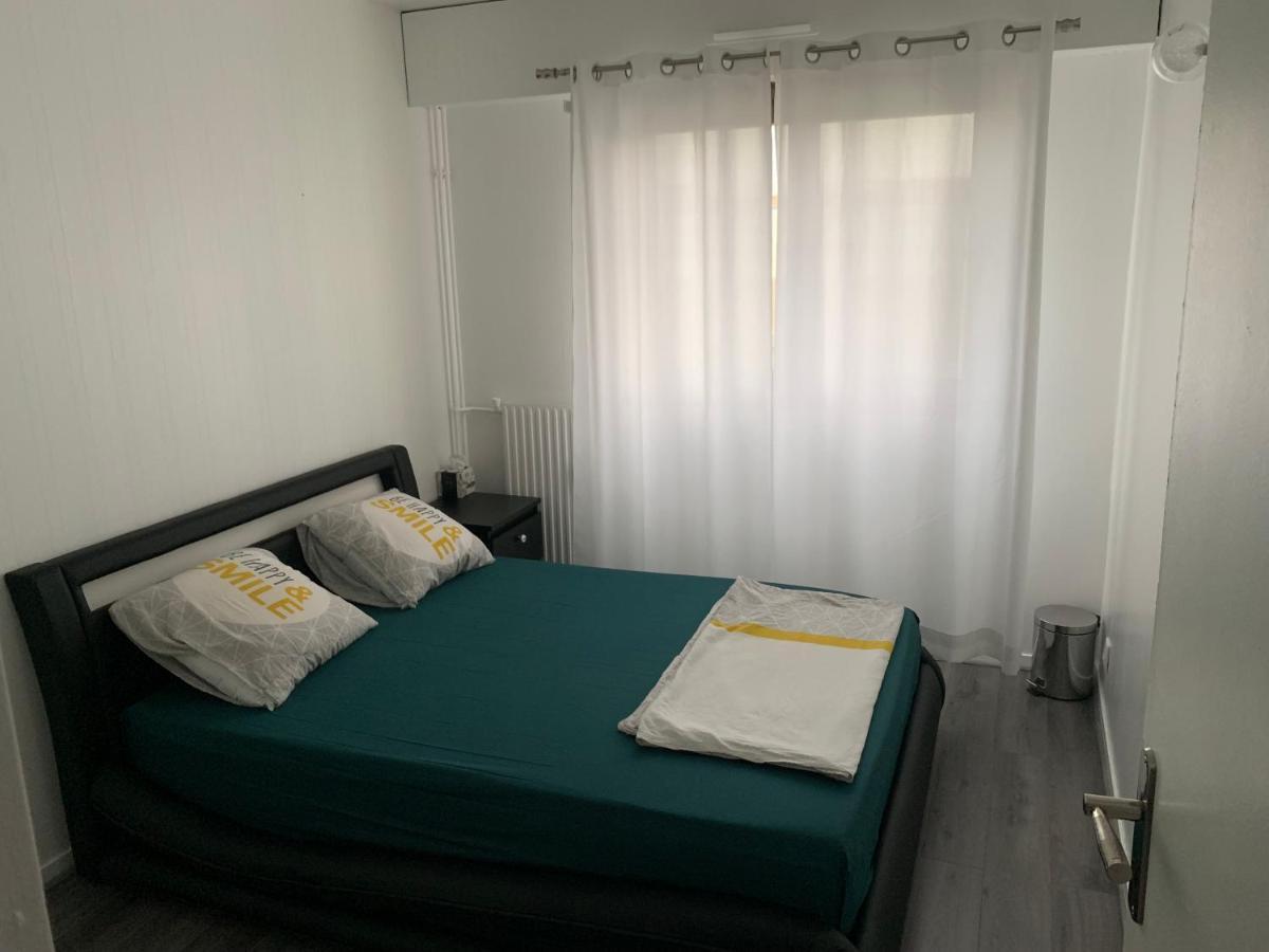 מלון Grand Appartement A Louer Vue Sur Seine מראה חיצוני תמונה